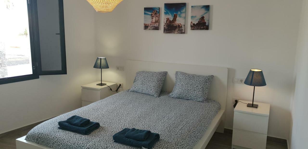 House First Line Of The Sea Holiday home